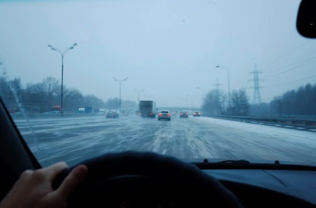 Причини смяната на гайките за джанти да е особено често срещана през зимата смяната на гайките за джанти